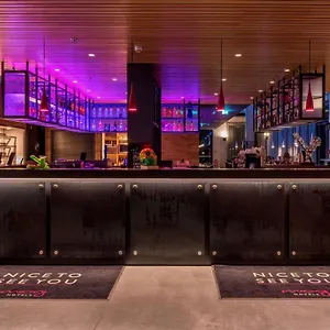 https://moxy-frankfurt-airport.frankfurtammainhotels.com