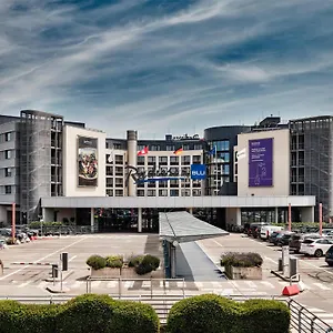 https://radisson-blu-hotel-hamburg-airport.hamburg-hotels-de.com