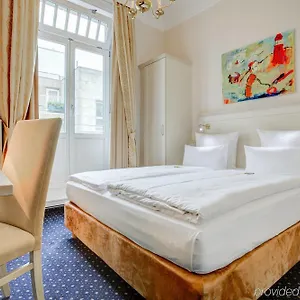https://fuerst-bismarck.hamburg-hotels-de.com