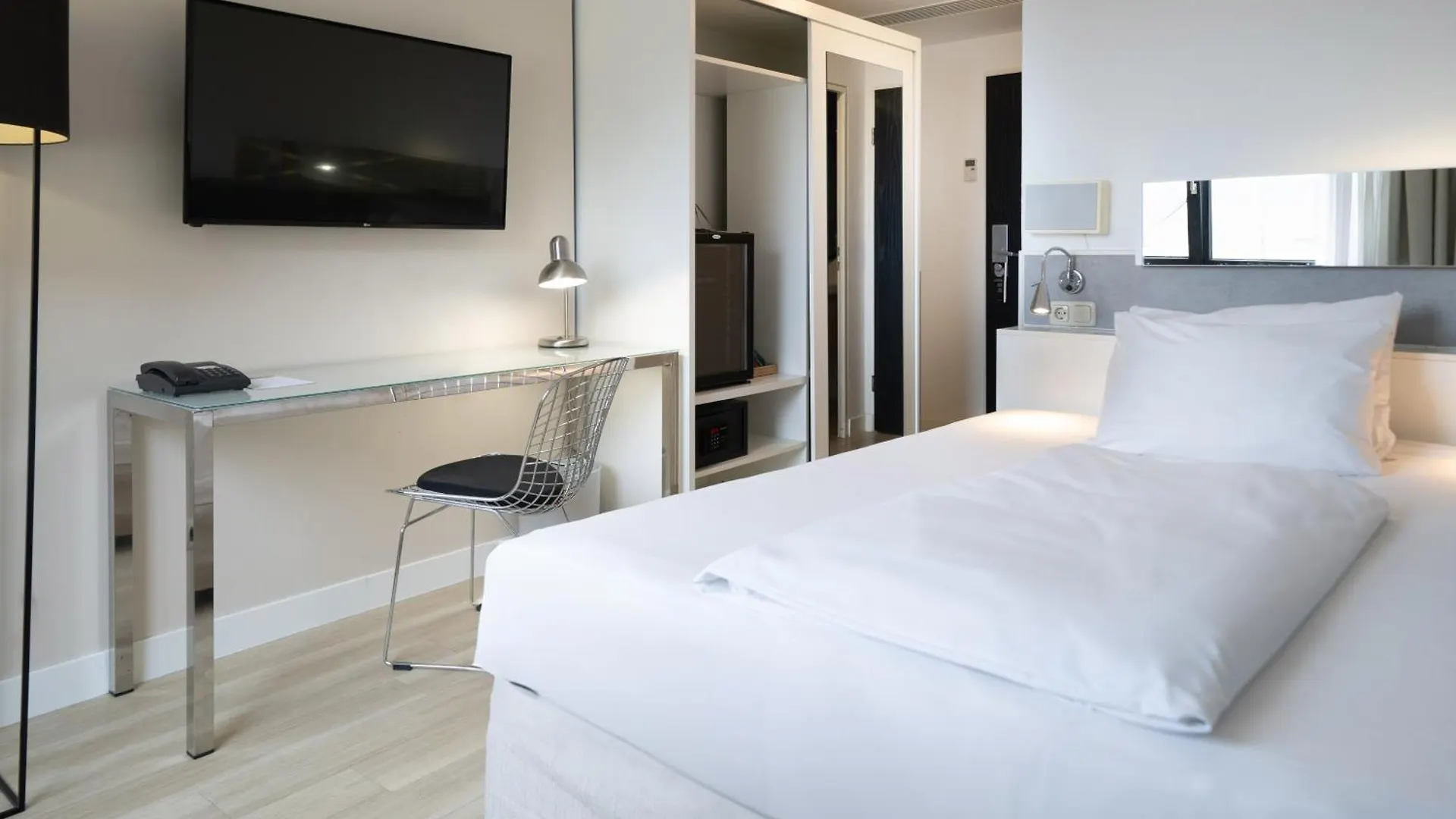 Hotel Muenchen City Center Affiliated By Melia 4*, Munich